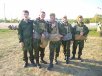 Завершился областной фестиваль по парашютному многоборью среди молодежи допризывного возраста Завершился областной фестиваль по парашютному многоборью среди молодежи допризывного возраста